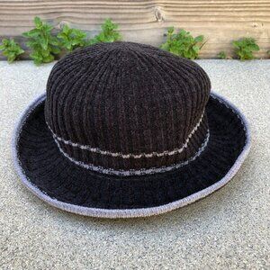 VTG NINE & COMPANY Nine West Fuzzy Felt Hat Women's One Size Black Packable Cap‍